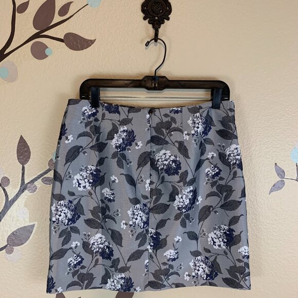 NEW LOFT 8 Silver Floral Pattern Dressy Party Tapestry Skirt Above Knee Length - Picture 8 of 9